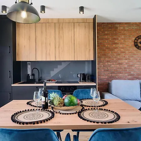 Beautiful In With Kitchen